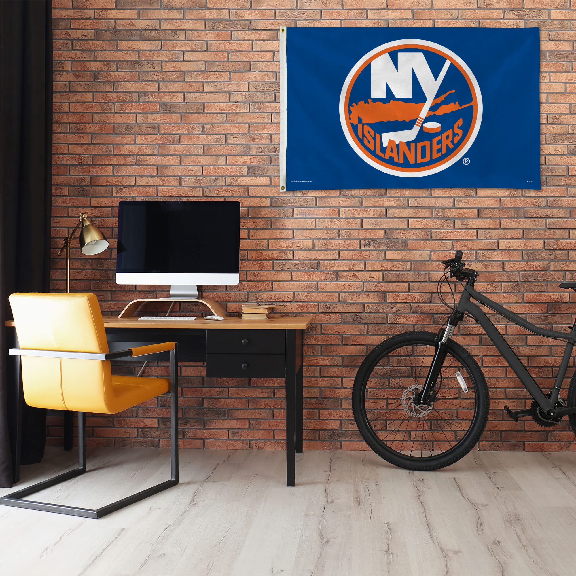 Rico Industries NHL Hockey New York Islanders Standard 3' x 5' Banner Flag Single Sided - Indoor or Outdoor - Home D�cor