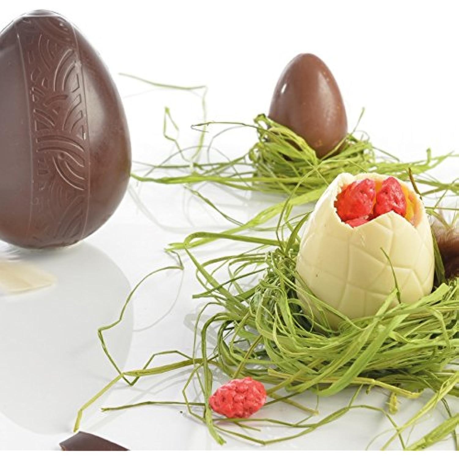 Chocolate and Candy Egg Kit - Heat Resistant - Easy to Use - Includes Silicone Brush by Mastrad